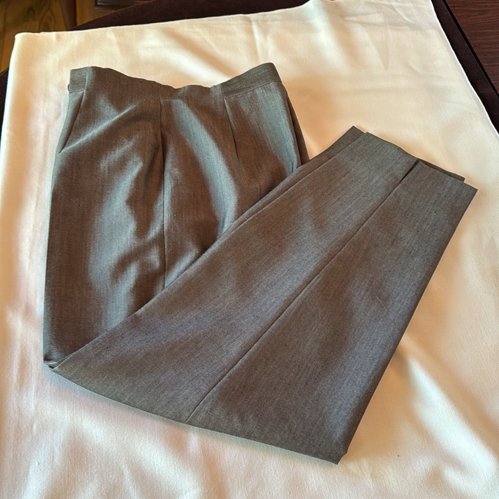 Valerie Stevens Charcoal Gray Fully Lined Slacks